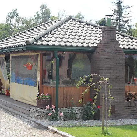 Rancho Kwapiszow 乌斯特龙